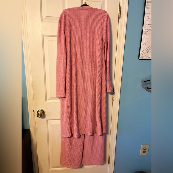 Pink Ribbed Three Piece Set - Picture 2 of 3